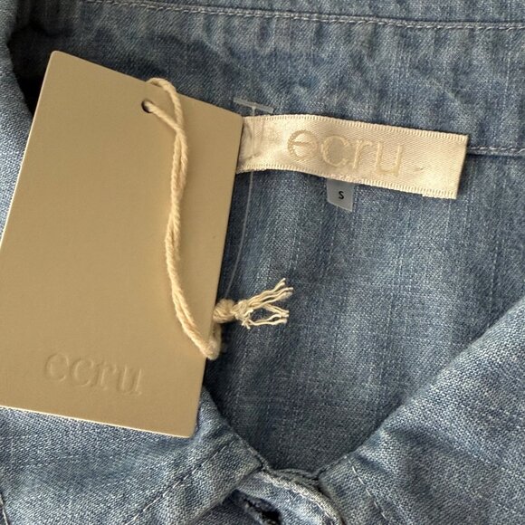 Ali Classic Denim Shirt Light Wash Button-Down By Ecru Womens Small - Picture 4 of 5